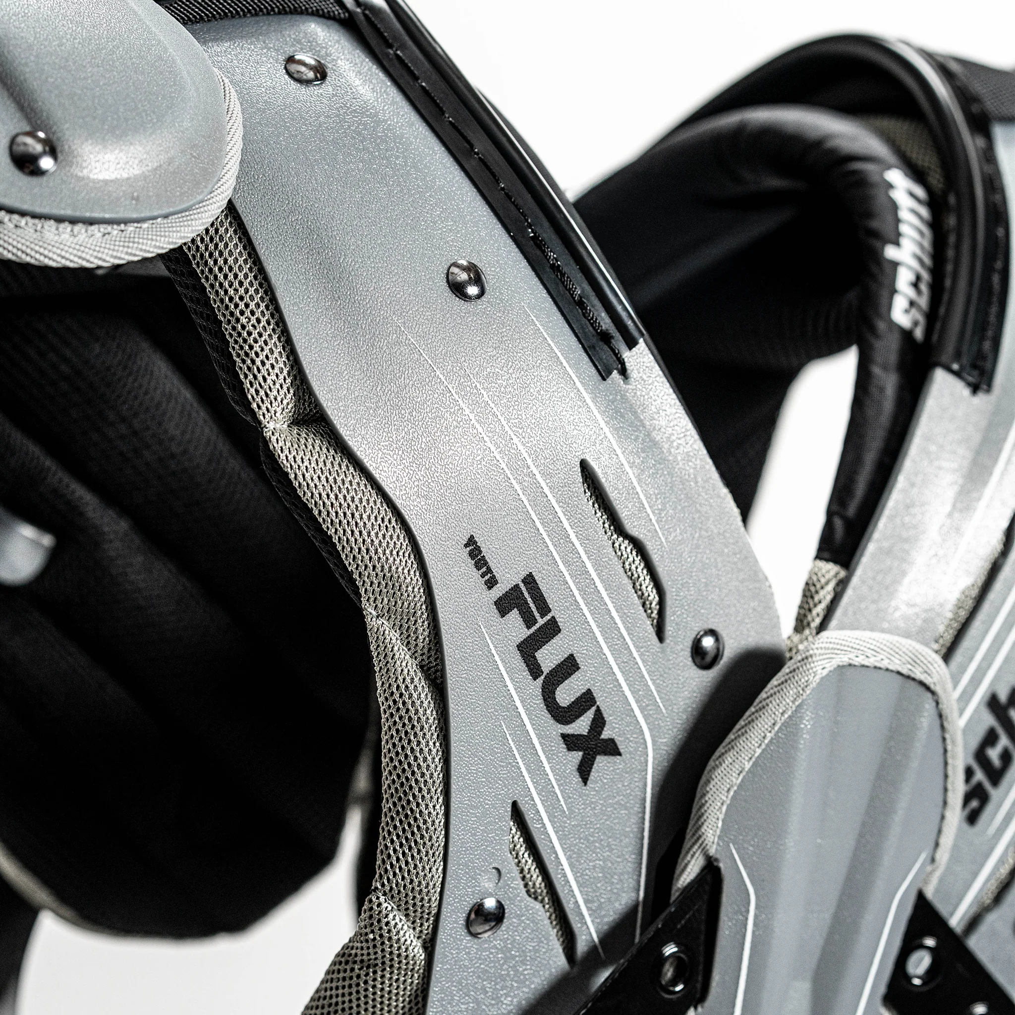 YOUTH FLUX SHOULDER PADS - Image 3